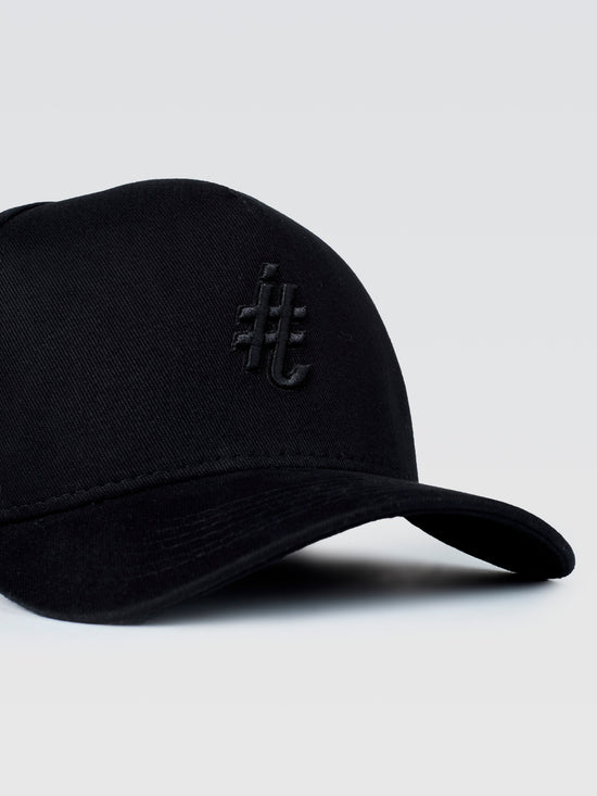 Boné Brasão All Black