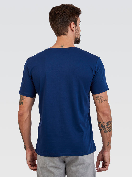Camiseta Básica Marinho Logo Preto