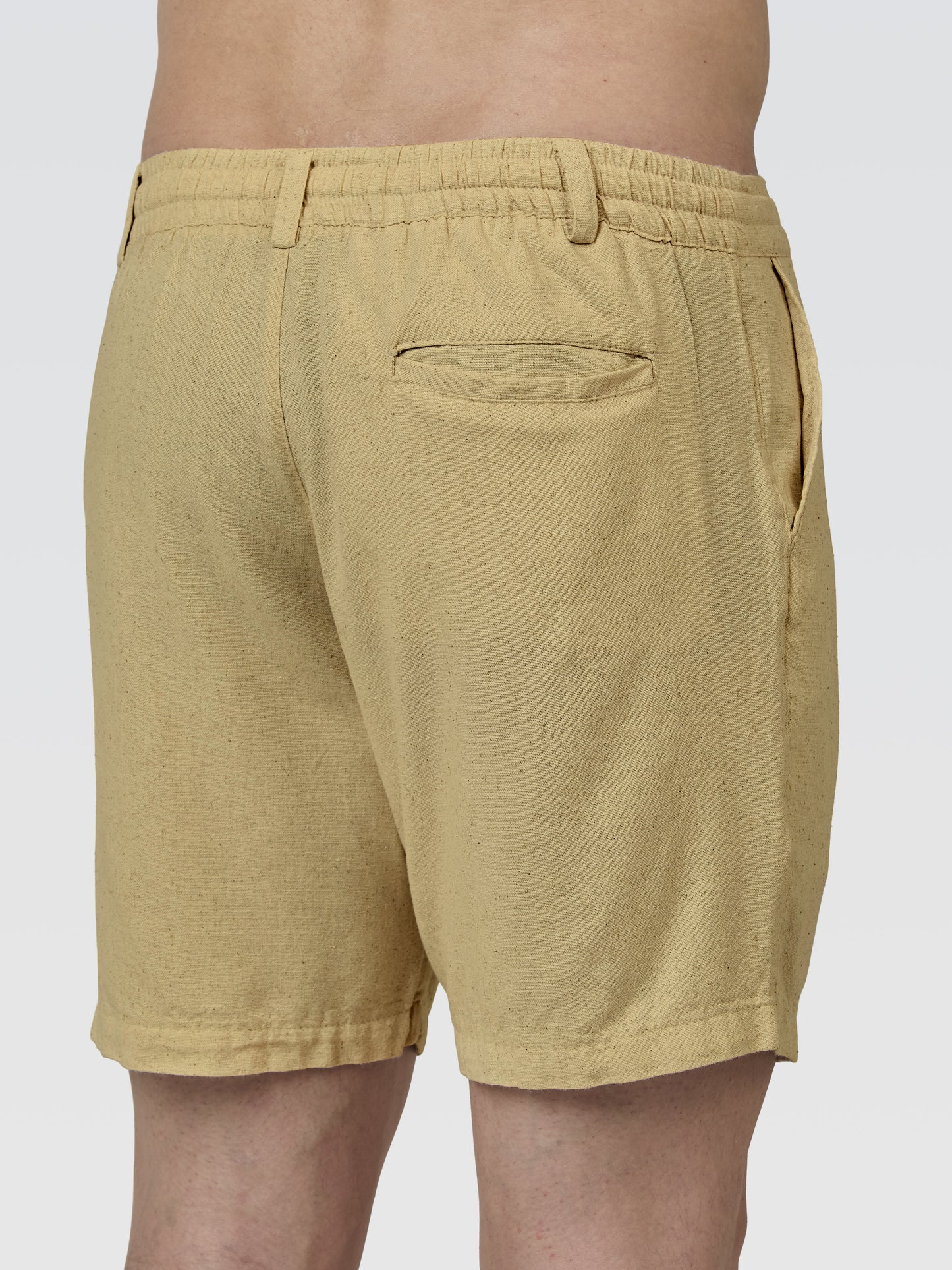 Short Alfaiataria Mostarda
