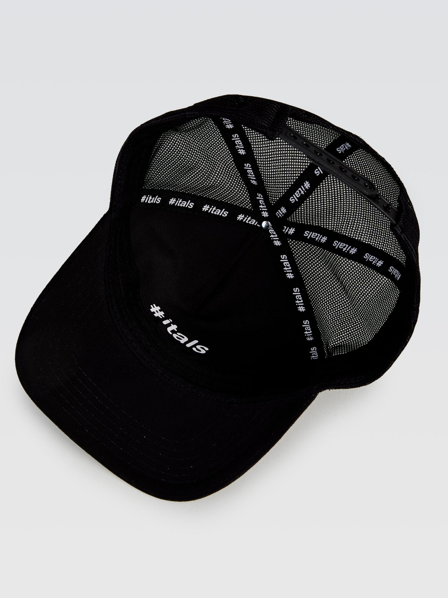 Boné Bogotá Preto Patch Branco