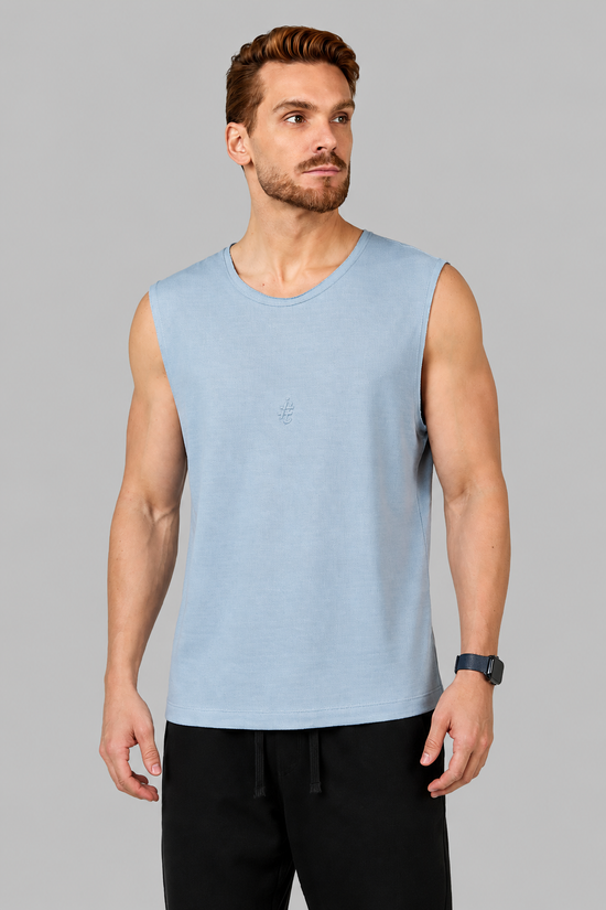 Regata Machão Textura Azul Bebê Brasão