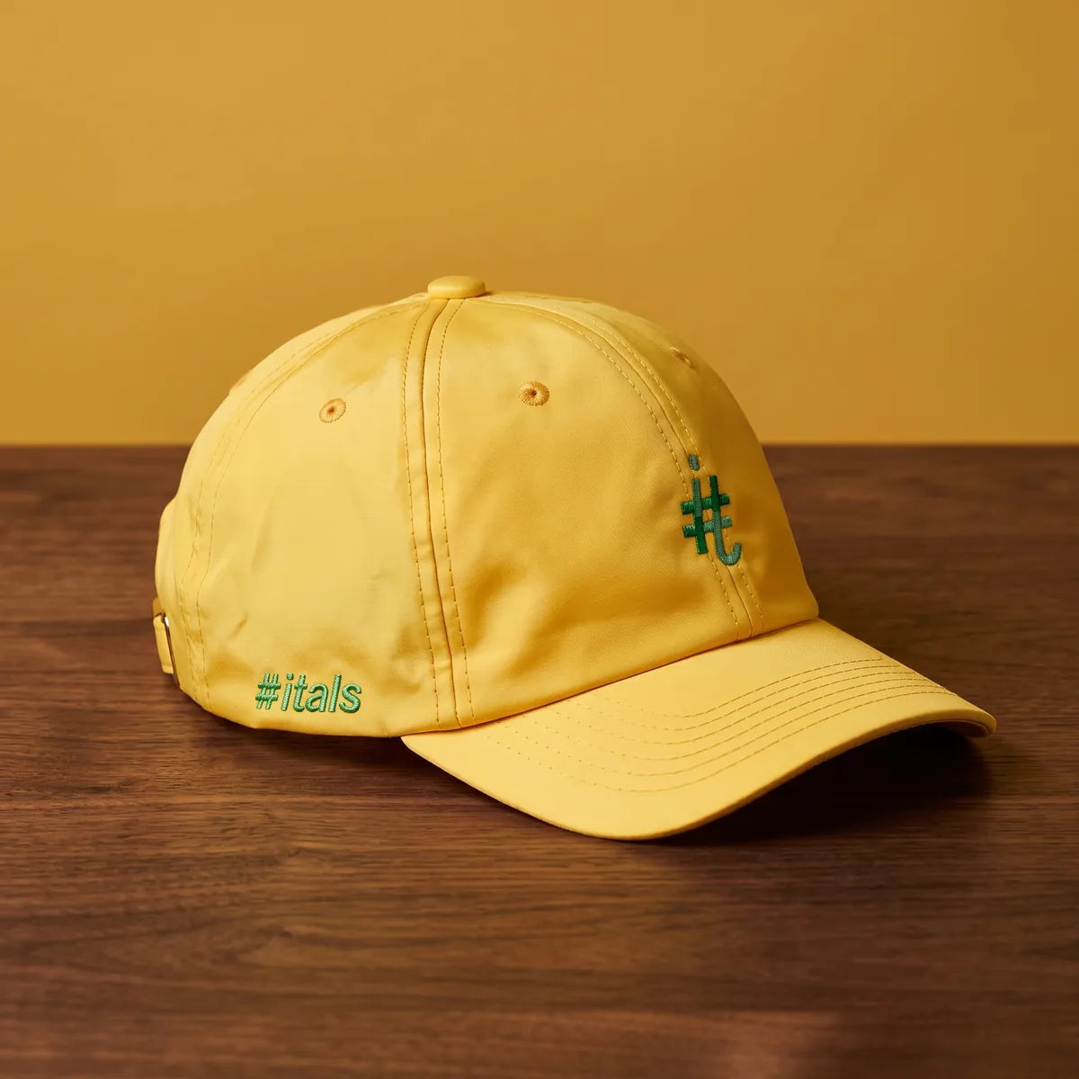 Boné Dad Hat #itals Brasão Brasil Amarelo