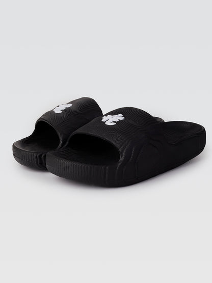 Chinelo Nuvem Adventure Preto Brasão Branco