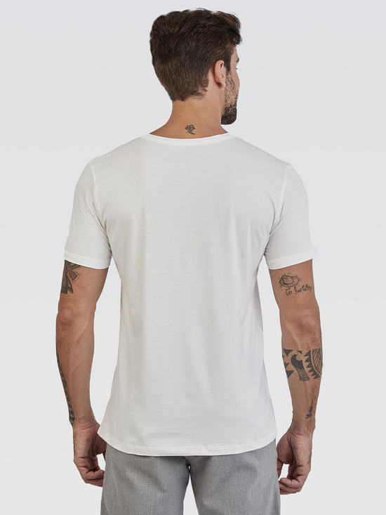 Camiseta Básica Off White Brasão Off