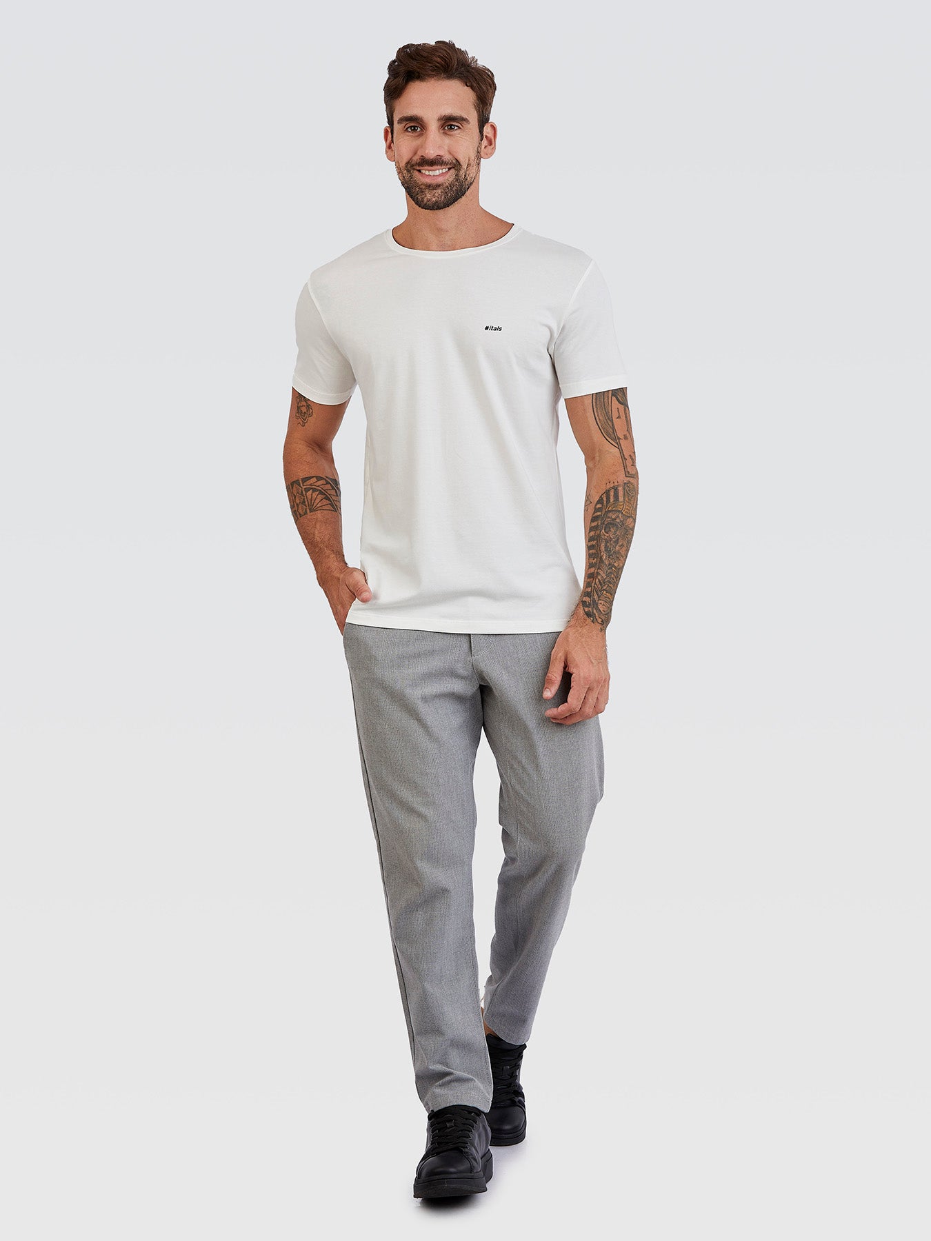 Camiseta Básica Off White Logo Preto