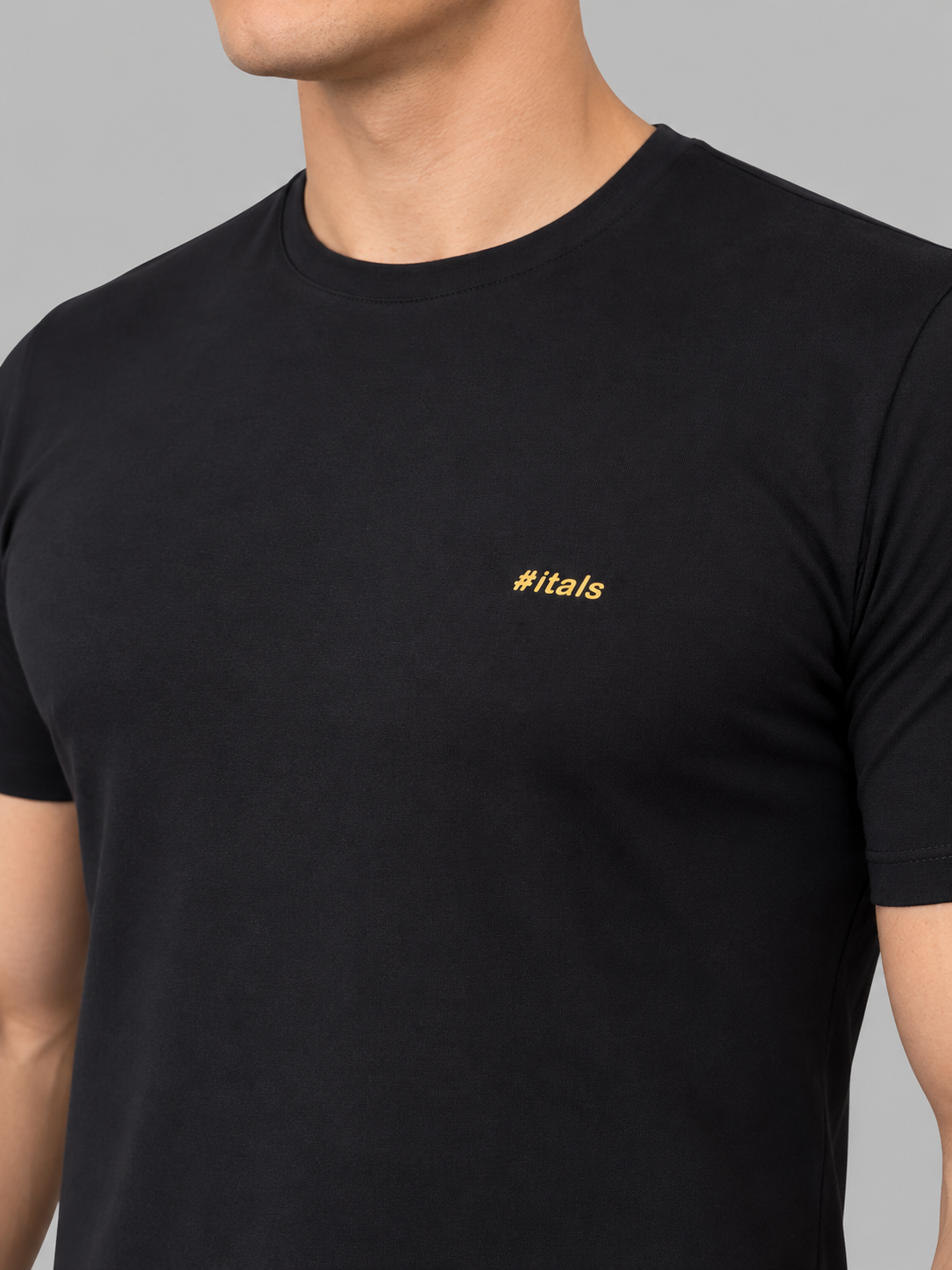 Camiseta Algodão Egípcio #itals Tudo o que eu amo Preta — Caro