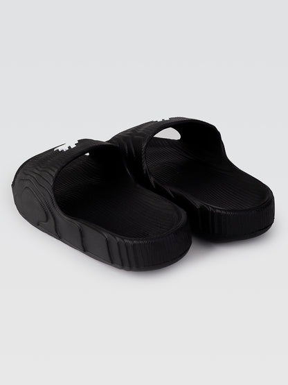 Chinelo Nuvem Adventure Preto Brasão Branco