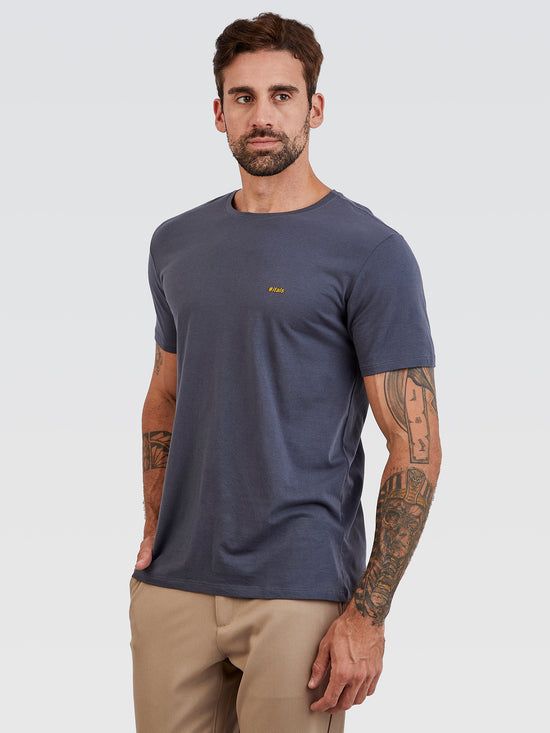 Camiseta Básica Chumbo Logo Neon Laranja