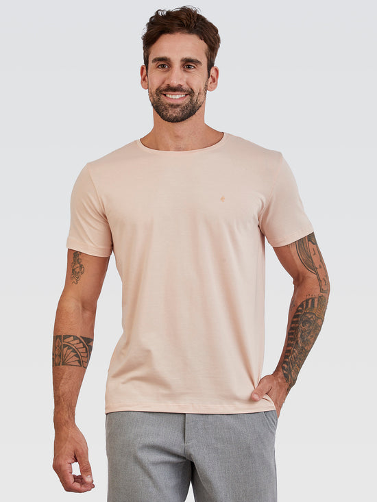Camiseta Básica Nude Brasão