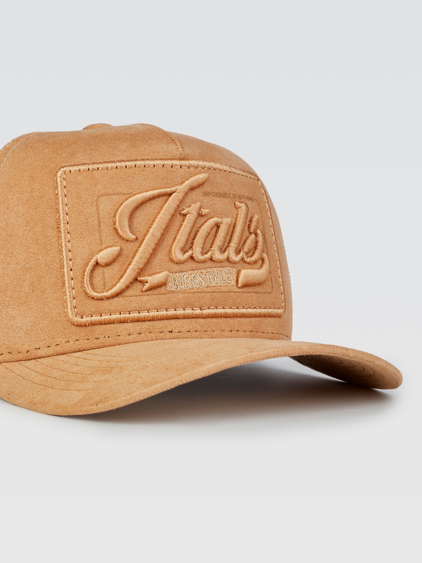 Boné Impossible Caramelo