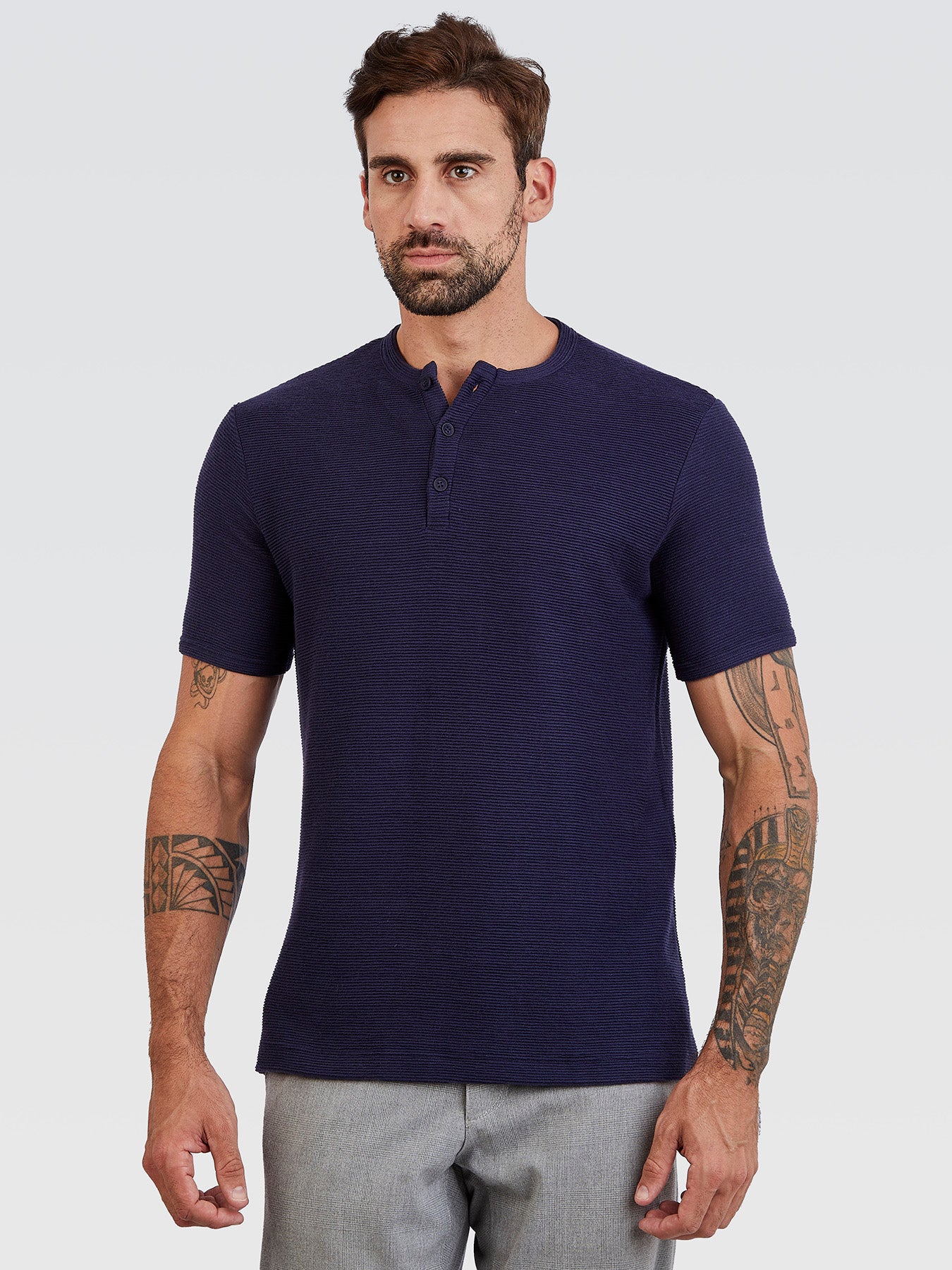 Camiseta Henley Azul Marinho Textura