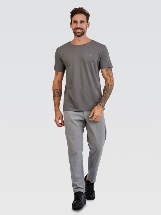 Camiseta Básica Cinza Brasão Cinza