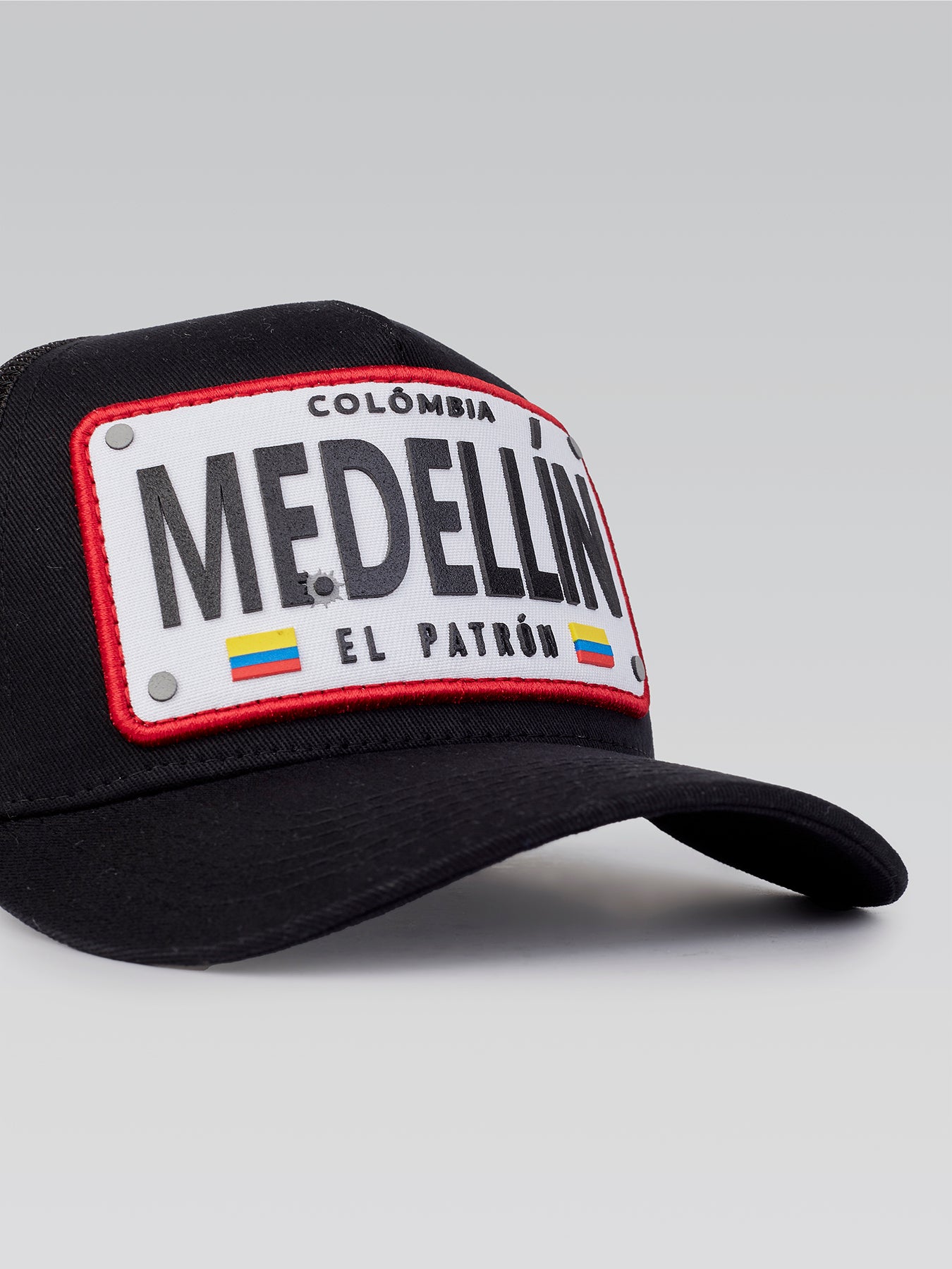 Bone Itals Medellin Preto Patch Vermelho