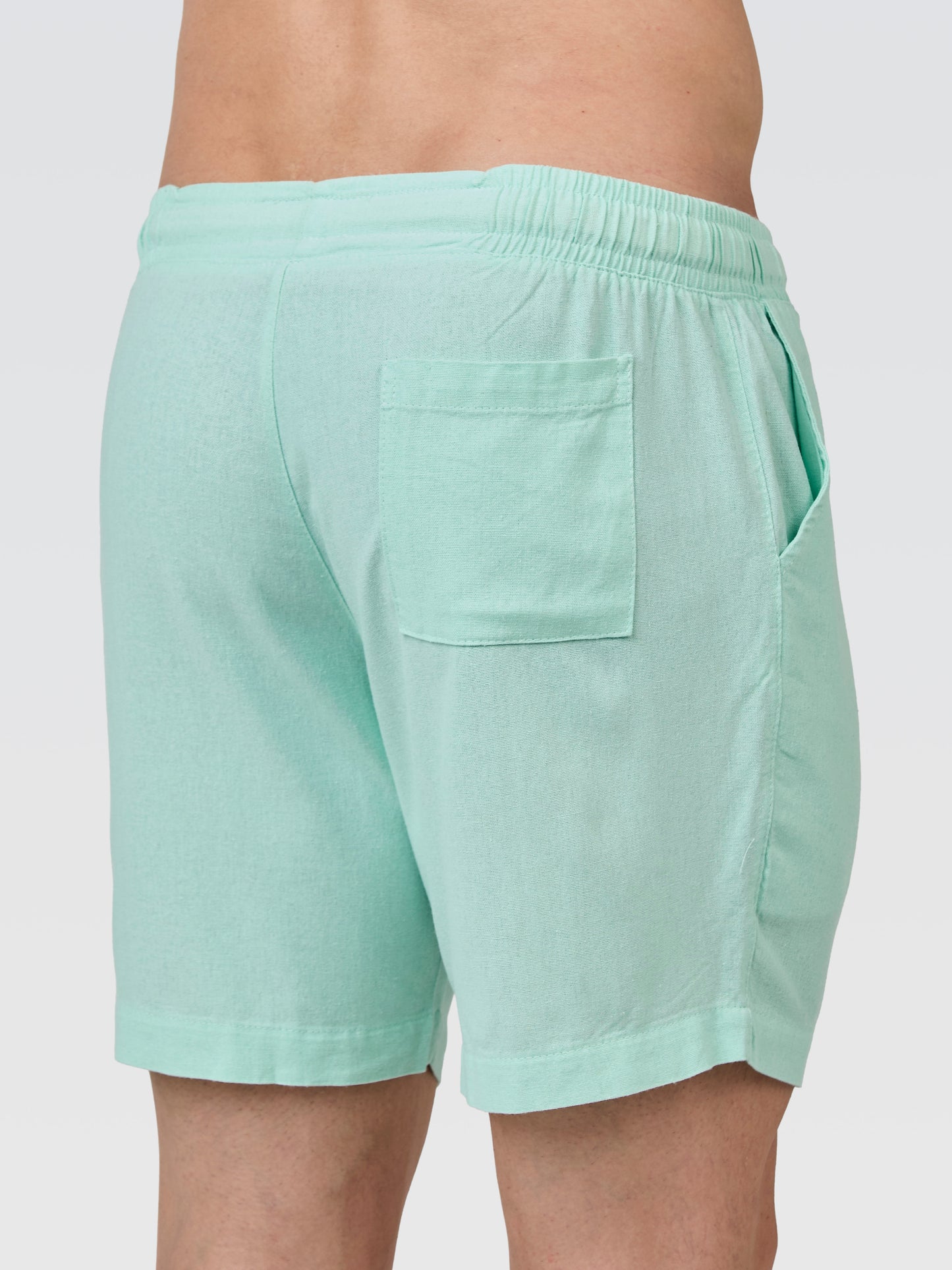 Short Linho Europeu Verde