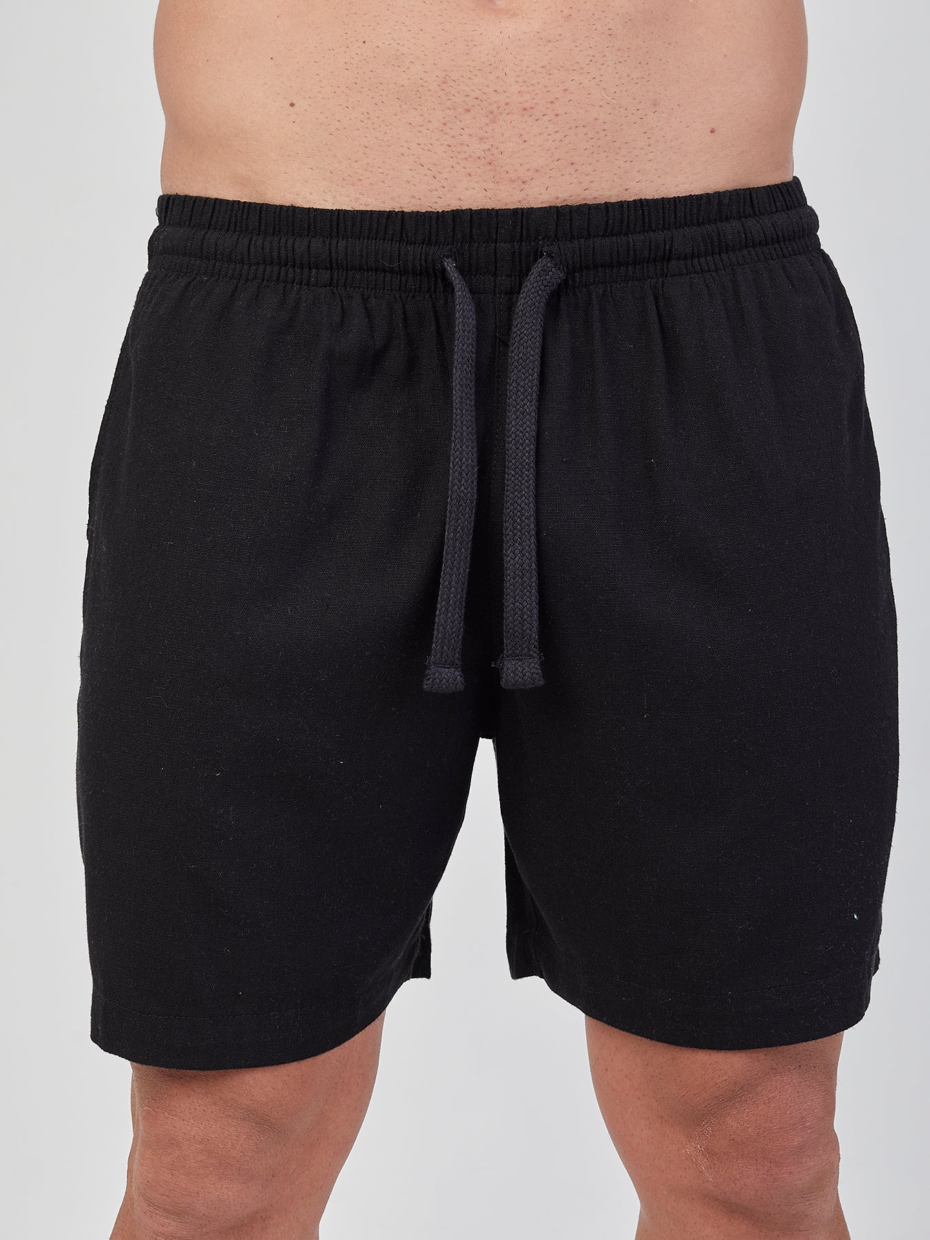 Short Linho Preto