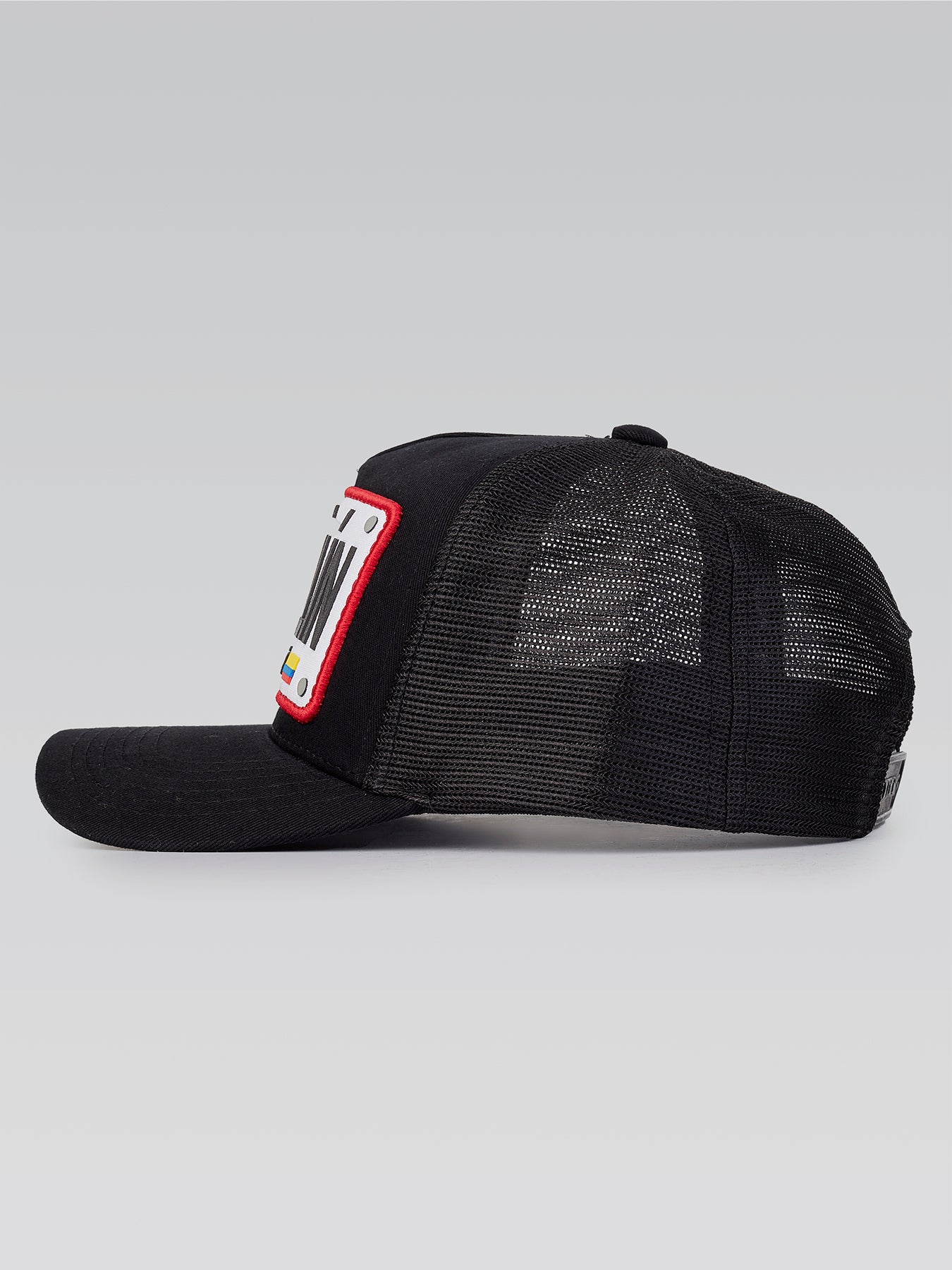 Bone Itals Medellin Preto Patch Vermelho